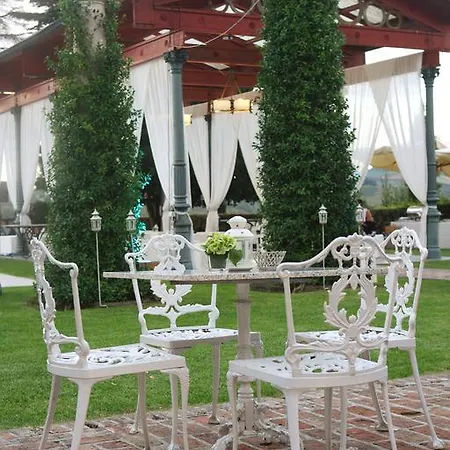 Guest house Castello Di Mornico Losana *
