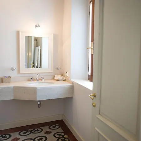 Castello Di Mornico Losana Guest house