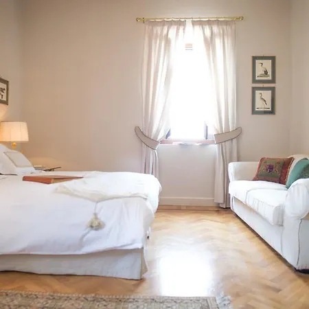 Guest house Castello Di Mornico Losana *